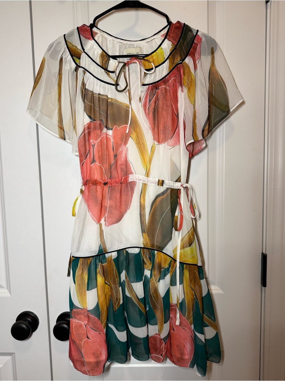Adelyn Rae | Floral White Multi-color Tie-Waist Dress | Maisy Printed | Size XS